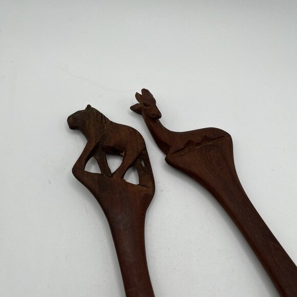 Vintage MCM Wooden Hand Carved Serving Salad Utensils African Lion Gazelle - Picture 3 of 9